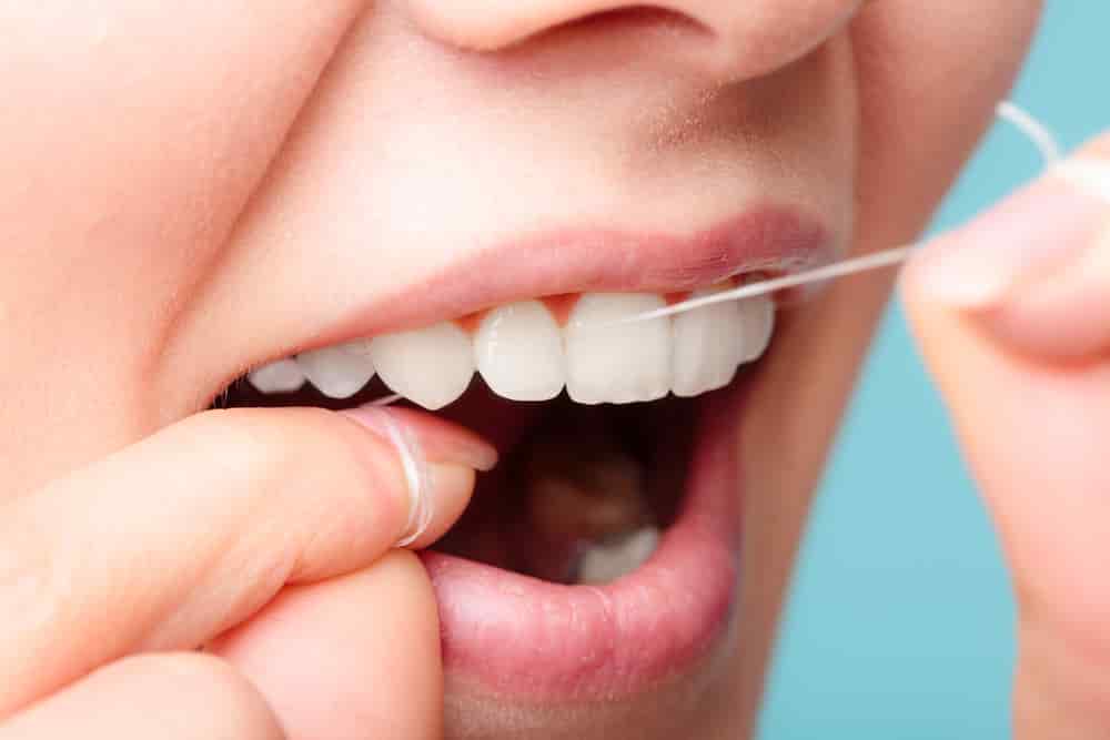 How to Brush and Floss Effectively?